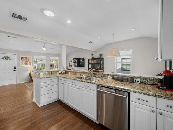 302 Genard ST, Austin TX 78751