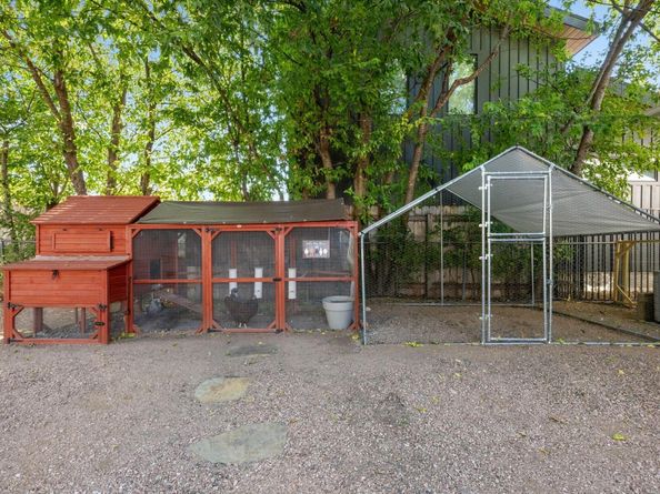 302 Genard ST, Austin TX 78751