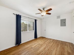 2207 Leon ST 201, Austin TX 78705