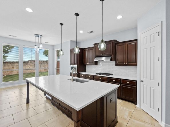 3583 Alexandrite WAY, Round Rock TX 78681