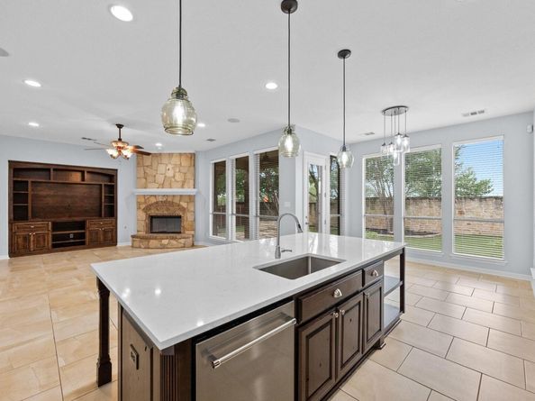 3583 Alexandrite WAY, Round Rock TX 78681