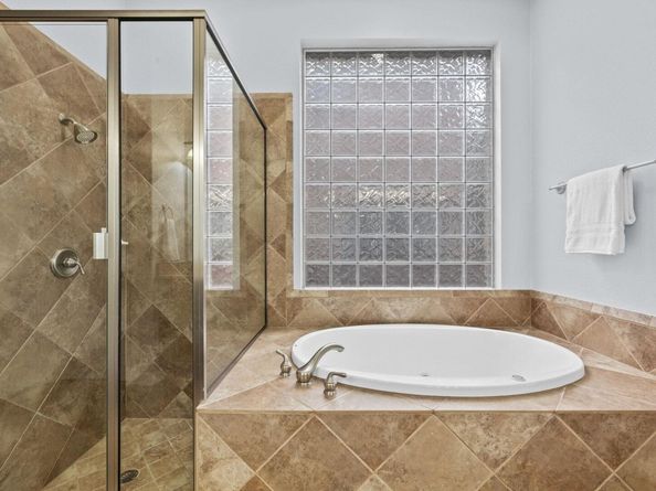 3583 Alexandrite WAY, Round Rock TX 78681