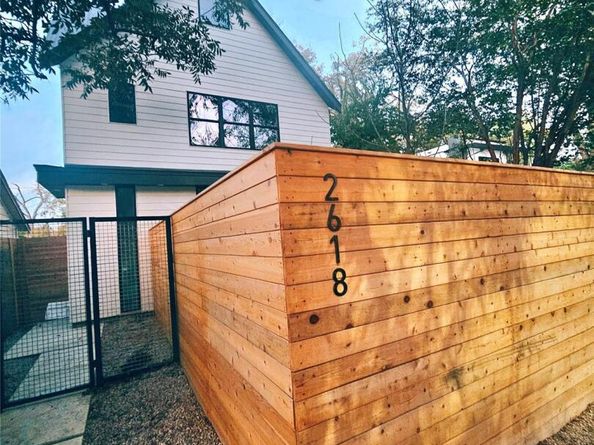 2618 E 4th ST, Austin TX 78702