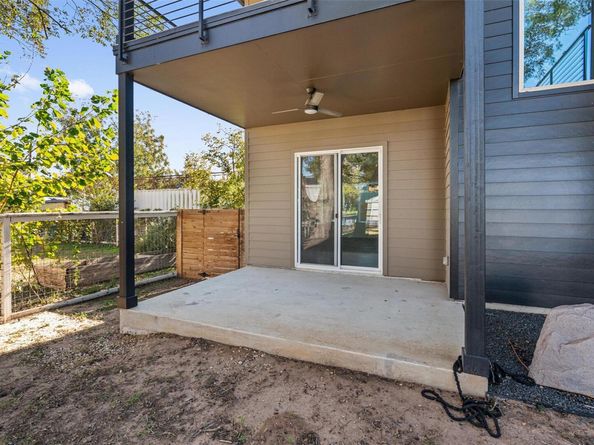 6217 Clovis ST A, Austin TX 78741