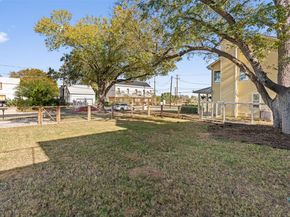 6217 Clovis ST A, Austin TX 78741