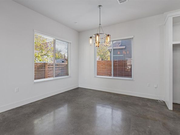 6217 Clovis ST A, Austin TX 78741