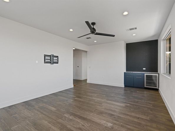 6217 Clovis ST A, Austin TX 78741