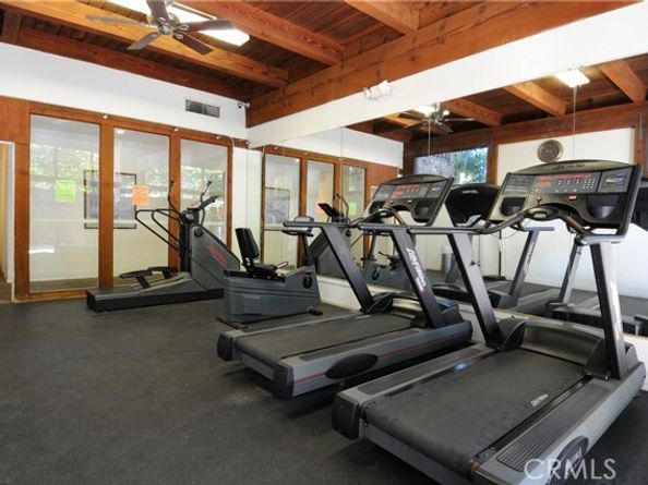 374 S Miraleste Drive 413, San Pedro (los Angeles) CA 90732
