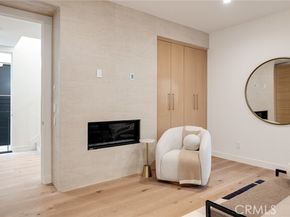 213 Bayview Drive, Manhattan Beach CA 90266