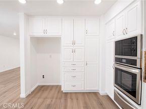 10556 Hillview, Chatsworth (los Angeles) CA 91311