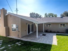 10556 Hillview, Chatsworth (los Angeles) CA 91311