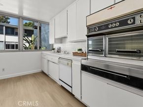 8701 Delgany 205, Playa Del Rey (los Angeles) CA 90293