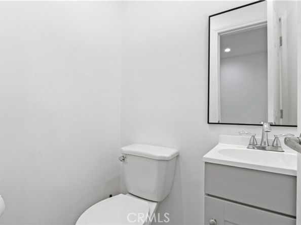 6738 Coldwater Canyon, North Hollywood (los Angeles) CA 91606