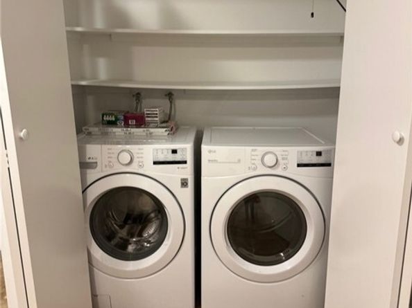 21900 Marylee Street 277, Woodland Hills (los Angeles) CA 91367