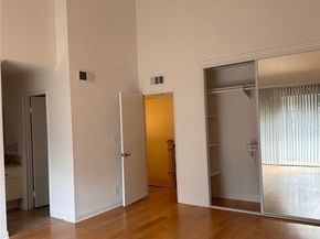 21900 Marylee Street 277, Woodland Hills (los Angeles) CA 91367