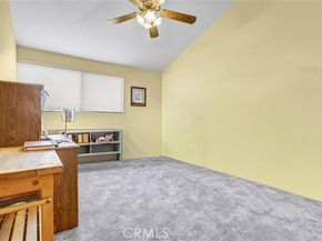 18242 Burbank Boulevard 8, Tarzana (los Angeles) CA 91356