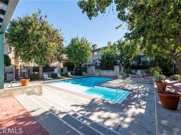 7137 Shoup Avenue 39, West Hills (los Angeles) CA 91307