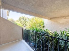 7137 Shoup Avenue 39, West Hills (los Angeles) CA 91307