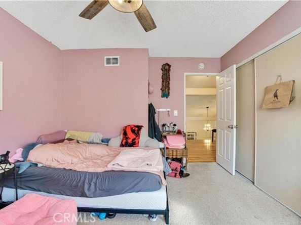 6221 Mammoth Avenue, Los Angeles CA 91401