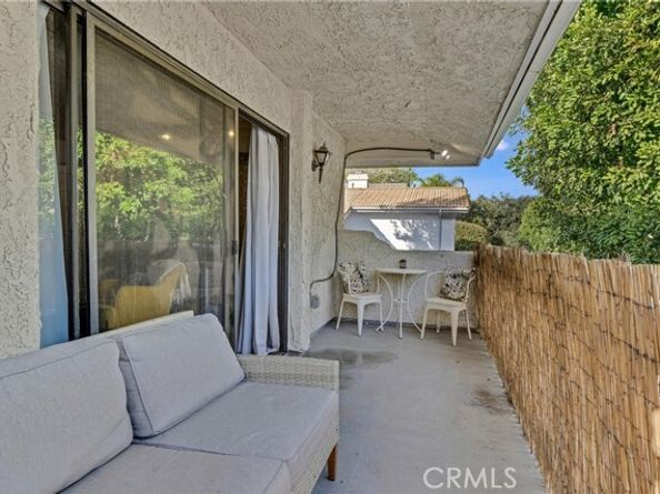 6221 Mammoth Avenue, Los Angeles CA 91401