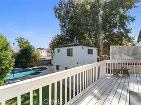 16762 Otsego, Encino (los Angeles) CA 91436