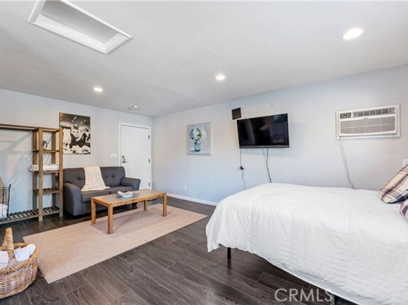 16762 Otsego, Encino (los Angeles) CA 91436