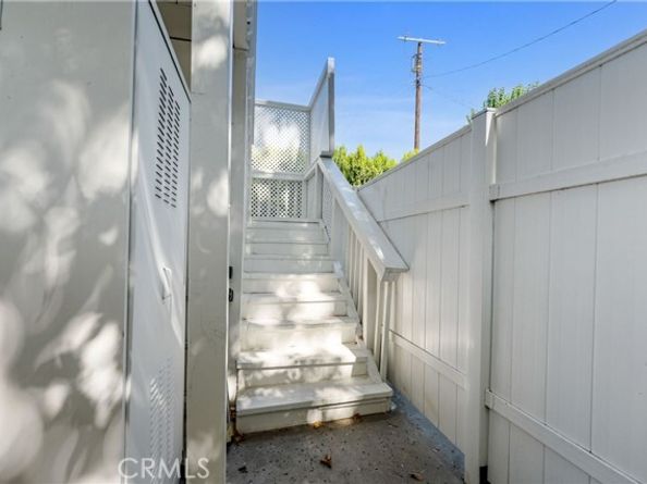 16762 Otsego, Encino (los Angeles) CA 91436