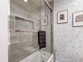 16762 Otsego, Encino (los Angeles) CA 91436