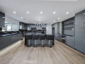 9055 Forbes Avenue, Northridge (los Angeles) CA 91343