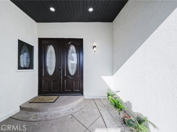 9055 Forbes Avenue, Northridge (los Angeles) CA 91343