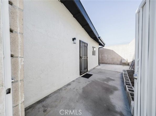 9055 Forbes Avenue, Northridge (los Angeles) CA 91343