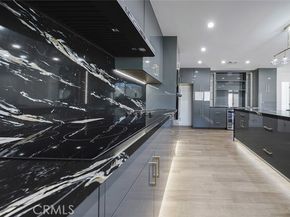 9055 Forbes Avenue, Northridge (los Angeles) CA 91343