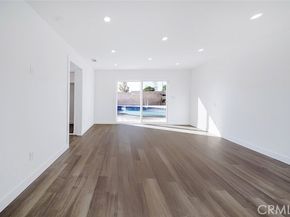 9055 Forbes Avenue, Northridge (los Angeles) CA 91343