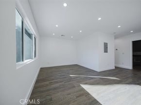 9055 Forbes Avenue, Northridge (los Angeles) CA 91343