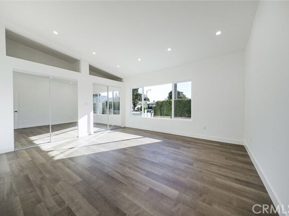 9055 Forbes Avenue, Northridge (los Angeles) CA 91343