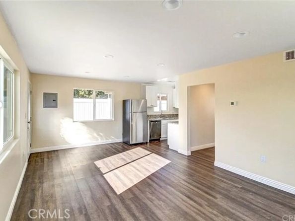 7702 Ben Avenue, North Hollywood (los Angeles) CA 91605