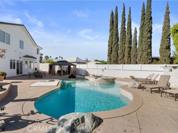 11310 Wentworth Street, Sun Valley (los Angeles) CA 91352