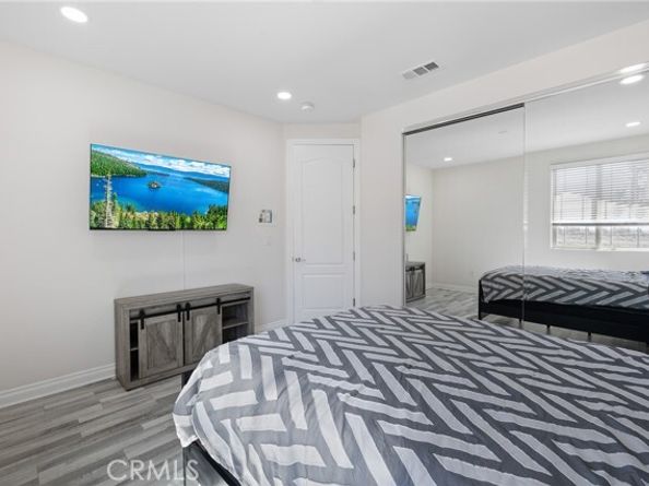 11310 Wentworth Street, Sun Valley (los Angeles) CA 91352