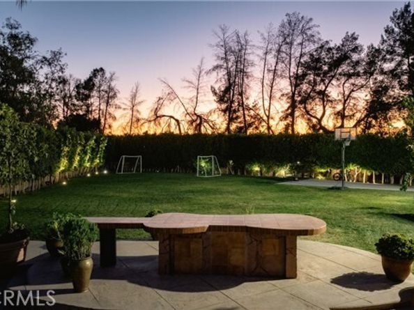 11310 Wentworth Street, Sun Valley (los Angeles) CA 91352