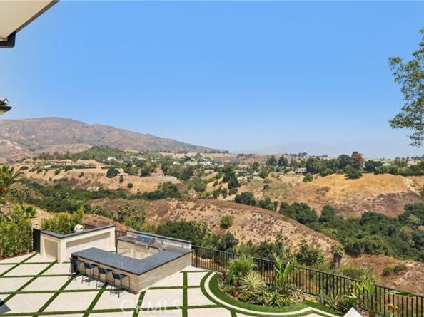 18200 Sheffield Lane, Porter Ranch (los Angeles) CA 91326