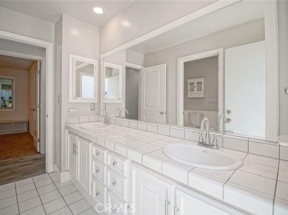 6171 Jared Court, Woodland Hills (los Angeles) CA 91367