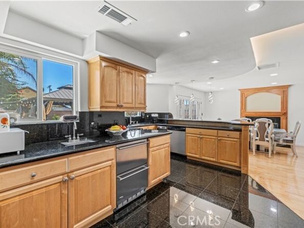 21326 Romar Street, Chatsworth (los Angeles) CA 91311