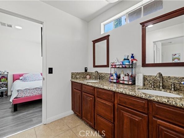 21326 Romar Street, Chatsworth (los Angeles) CA 91311