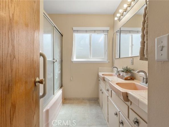 22513 Welby Way, West Hills (los Angeles) CA 91307