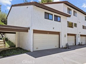 21535 Erwin Street 131, Woodland Hills (los Angeles) CA 91367