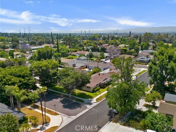 18944 Prairie Street, Northridge (los Angeles) CA 91324