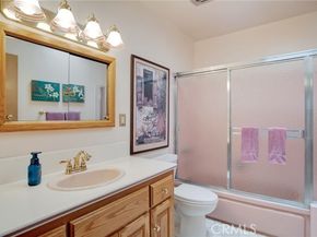 18944 Prairie Street, Northridge (los Angeles) CA 91324