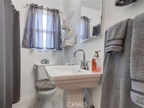 10745 Tujunga Canyon Boulevard, Tujunga (los Angeles) CA 91042