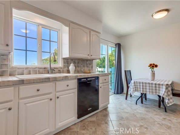 10745 Tujunga Canyon Boulevard, Tujunga (los Angeles) CA 91042