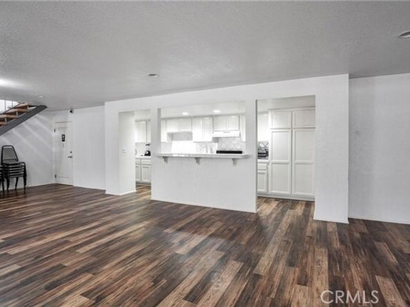 10201 Mason Avenue 9, Chatsworth (los Angeles) CA 91311